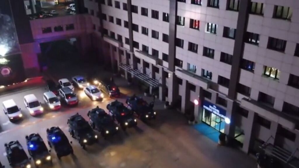 77 ilde yasa dışı bahis operasyonu: 33 gözaltı