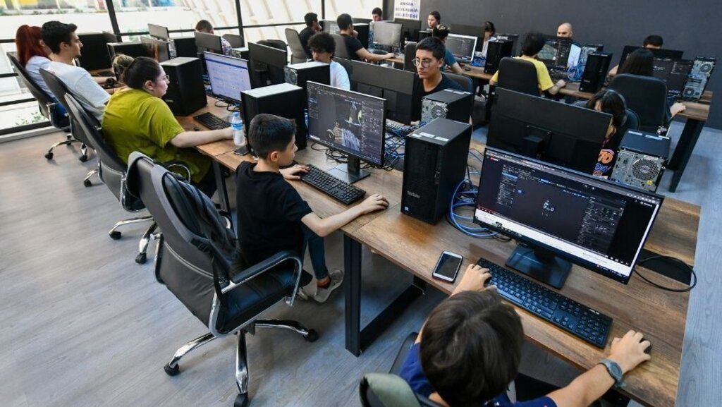 Ansera Techbridge’de ‘Akademi Ankara’ Eğitimleri Devam Ediyor