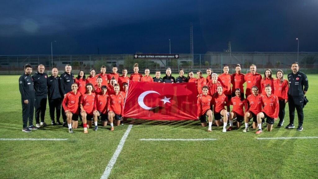 Ay yıldızlılar Lüksemburg karşısında