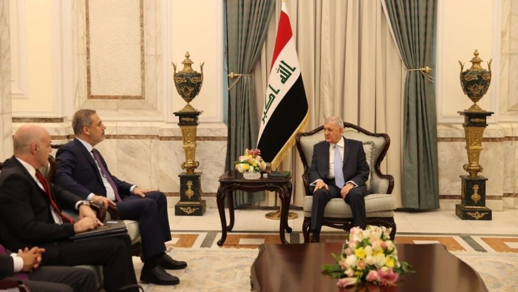 Bakan Fidan Irak Cumhurbaşkanıyla Bir Araya Geldi