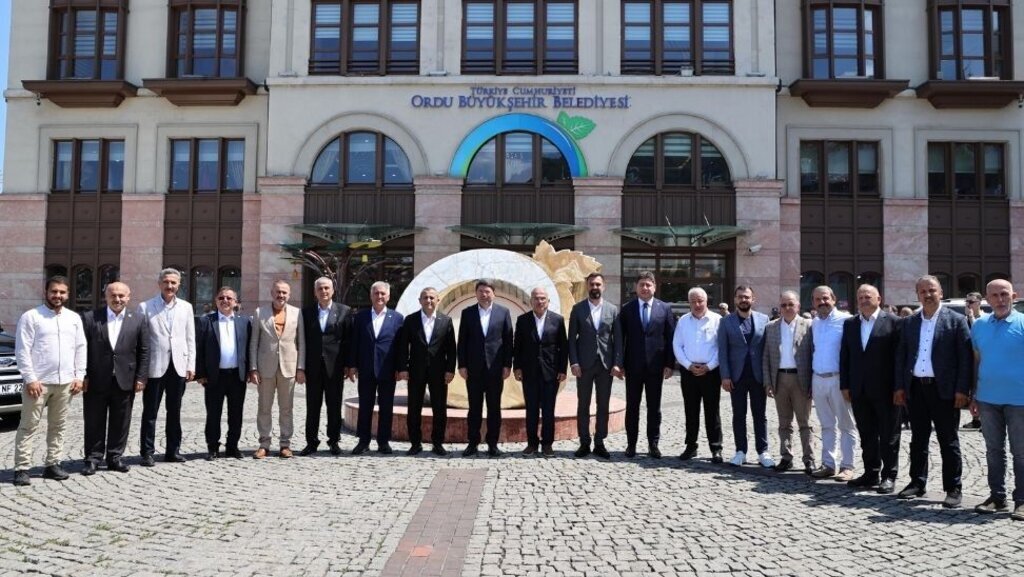 Bakan Tunç Ordu Büyükşehir Belediyesi’nde