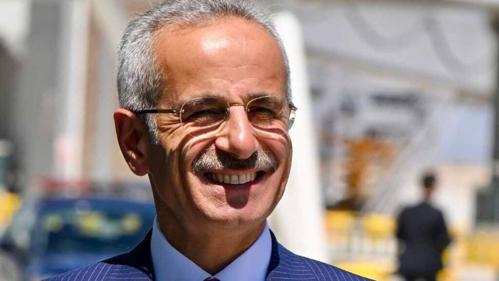 Bakan Uraloğlu: TEKNOFEST Gençlerin Ufkunu Açıyor