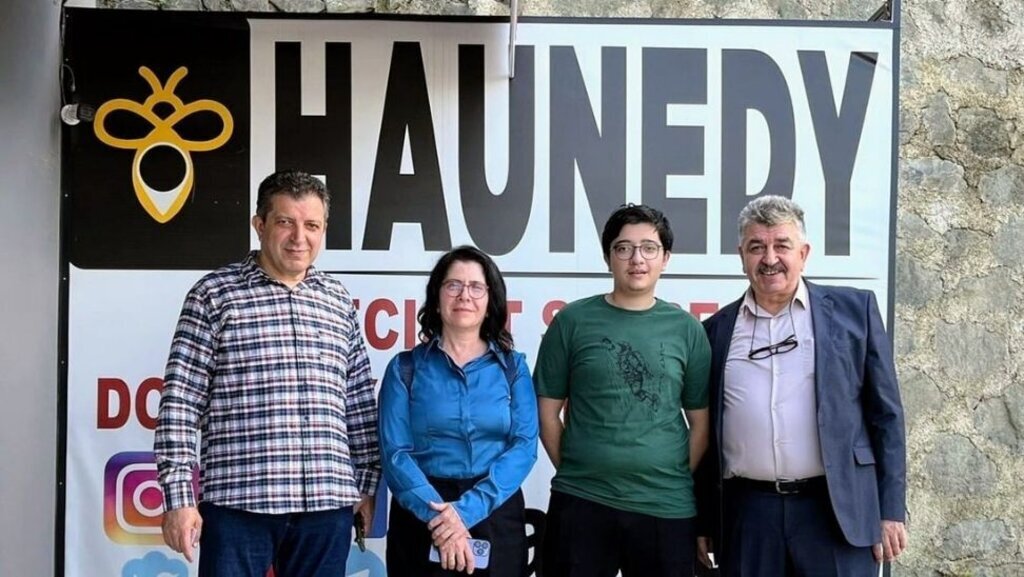 Ermatoloji Profesörleri Haunedy’de