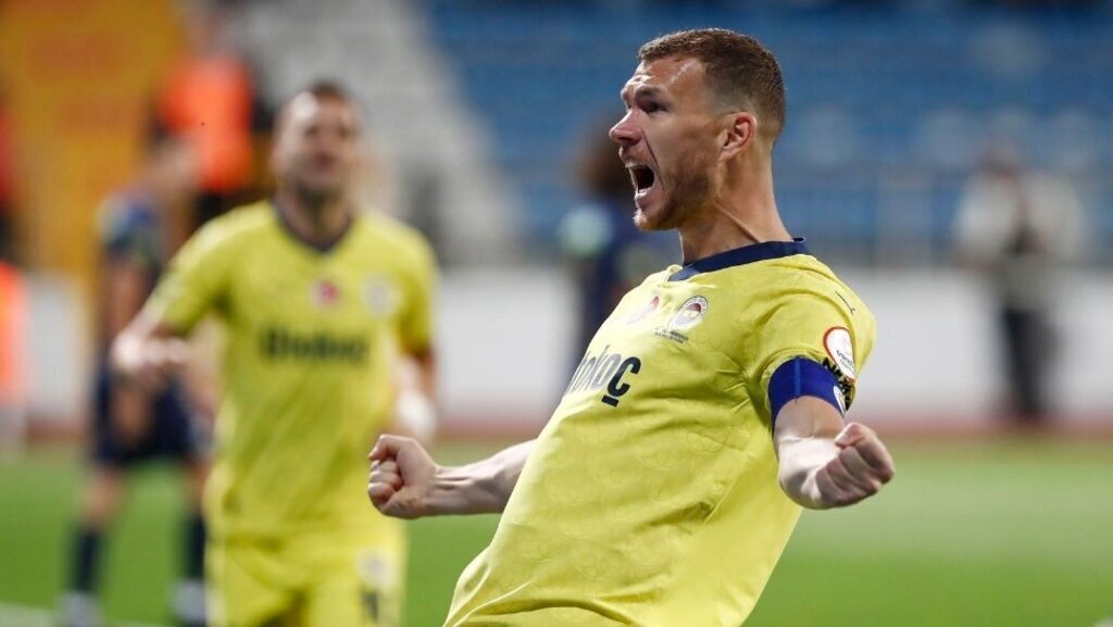 Fenerbahçe kendi rekorunu egale etti