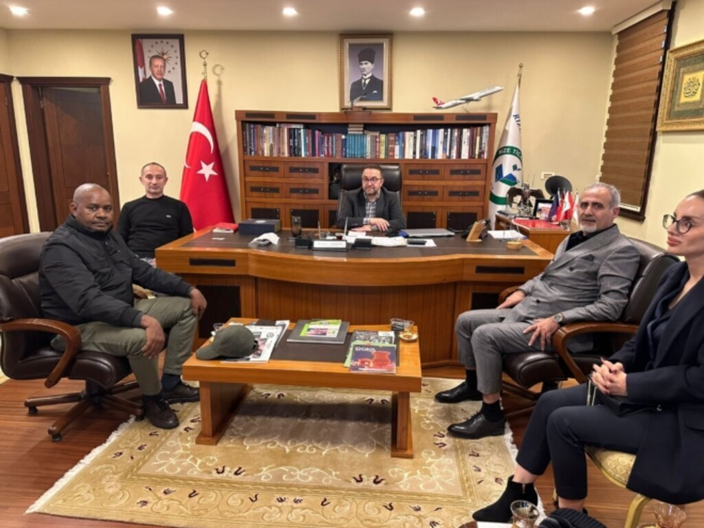Rize Kenya Arasındaki Ticareti Geliştireceğiz