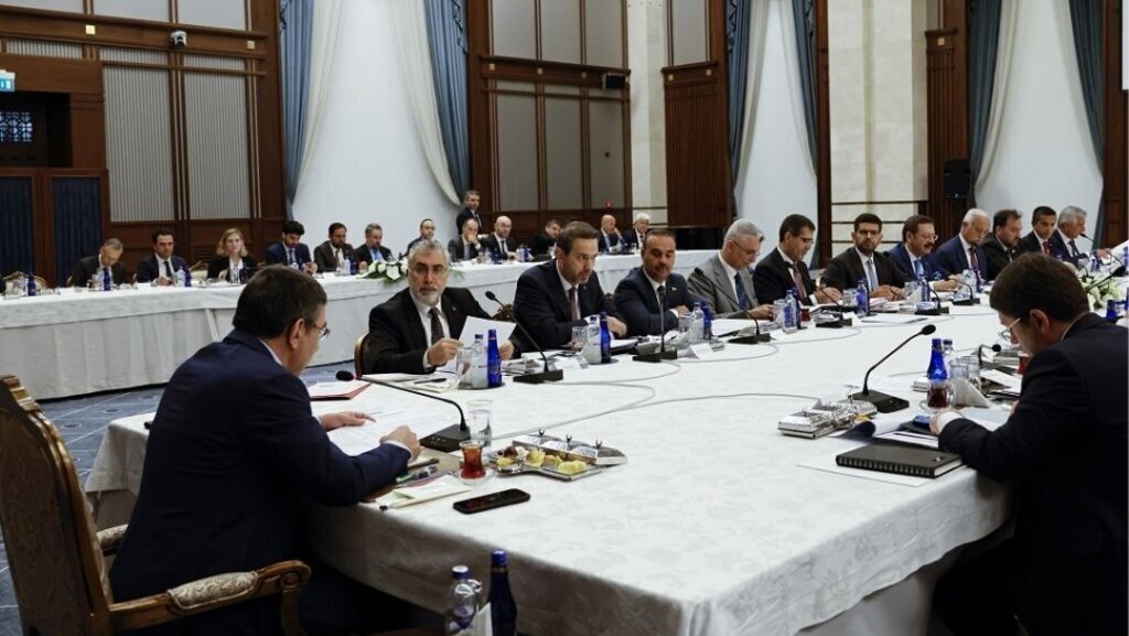 TOBB Başkanı M. Rifat Hisarcıklıoğlu, YOİKK Toplantısına Katıldı