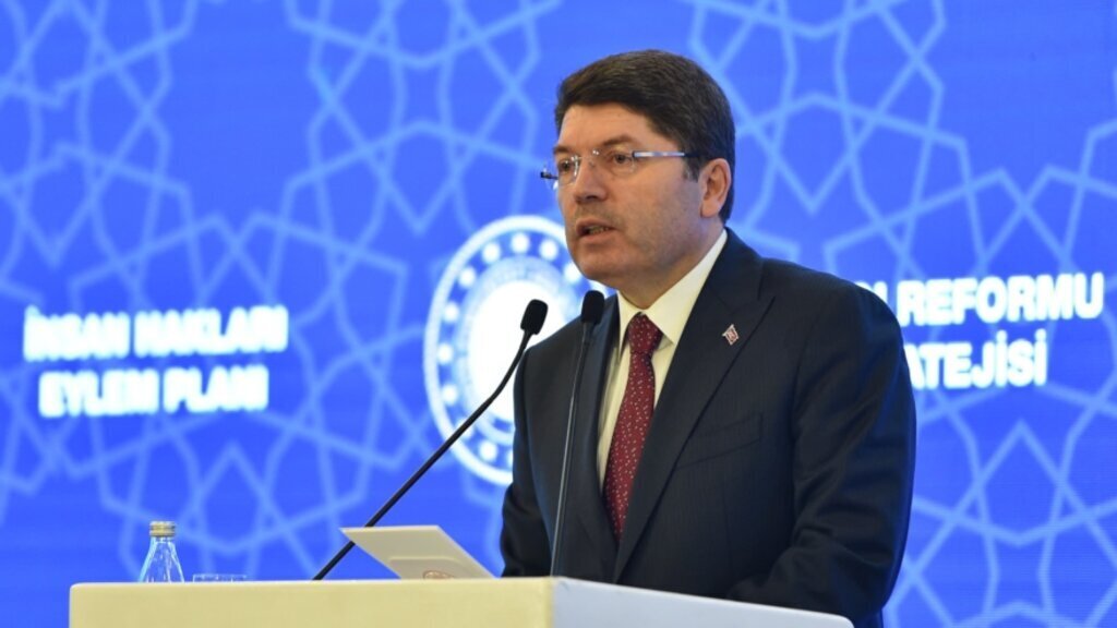 Tunç: Reform sürecini kararlılıkla sürdüreceğiz