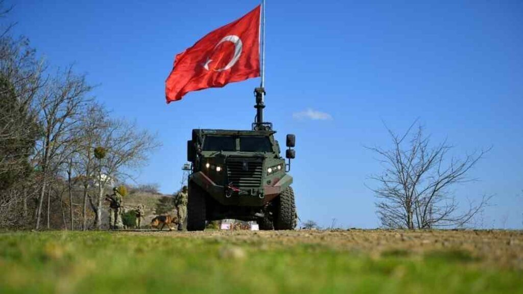 Yunanistan’a Yasa Dışı Yollarla Geçmeye Çalışan 18 Şahıs Yakalandı