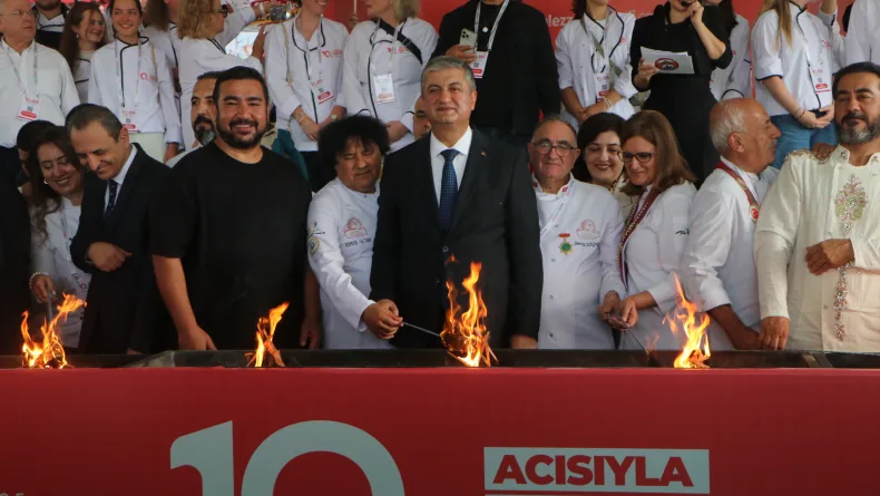 10’uncu Uluslararası Adana Lezzet Festivali başladı (2)
