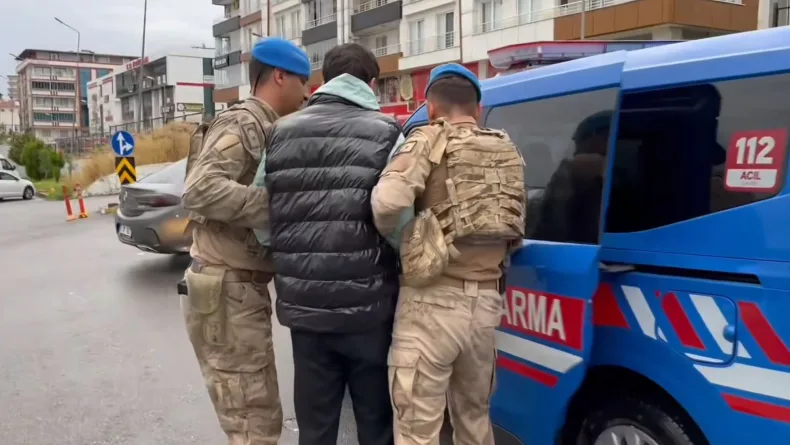 13 ilde yasa dışı bahis operasyonları: 102 gözaltı