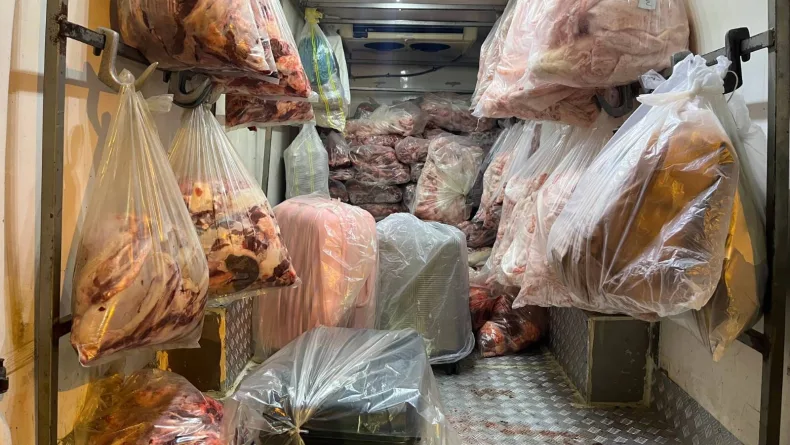 2 ton 809 kilo menşei belirsiz et ve sakatat ele geçirildi