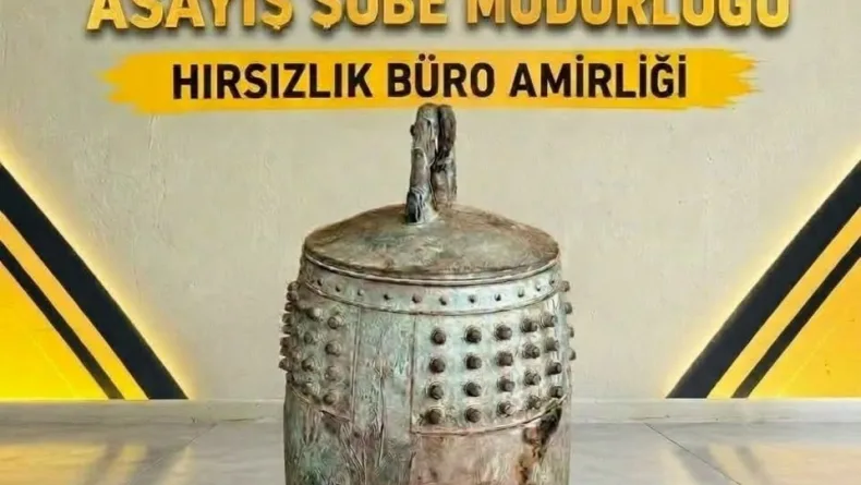 37 yıllık ‘Barış Çanı’ çalındıktan 35 gün sonra, 26 bin liraya satıldığı hurdacıda bulundu
