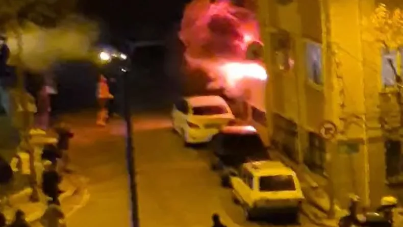 4 katlı binada doğal gaz kaynaklı patlama; 6 yaralı