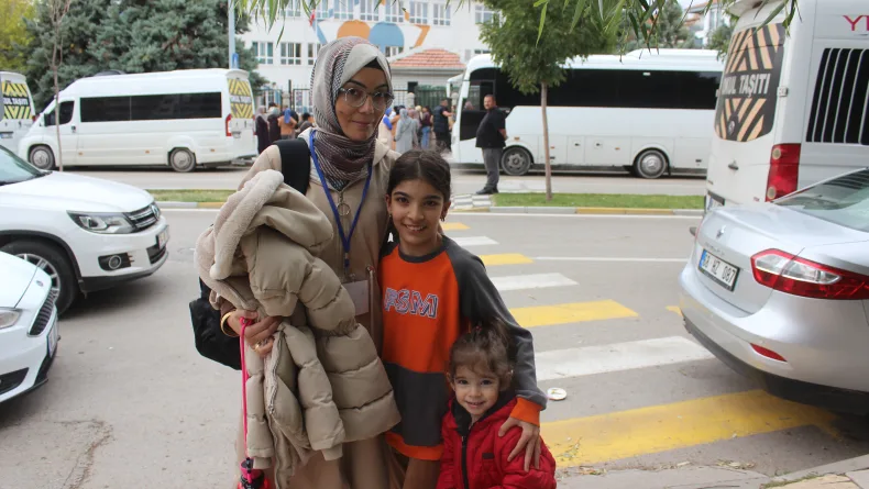 7 yaşında yürüyebilen Serebral Palsili Hayrunnisa'nın hayali doktor olmak