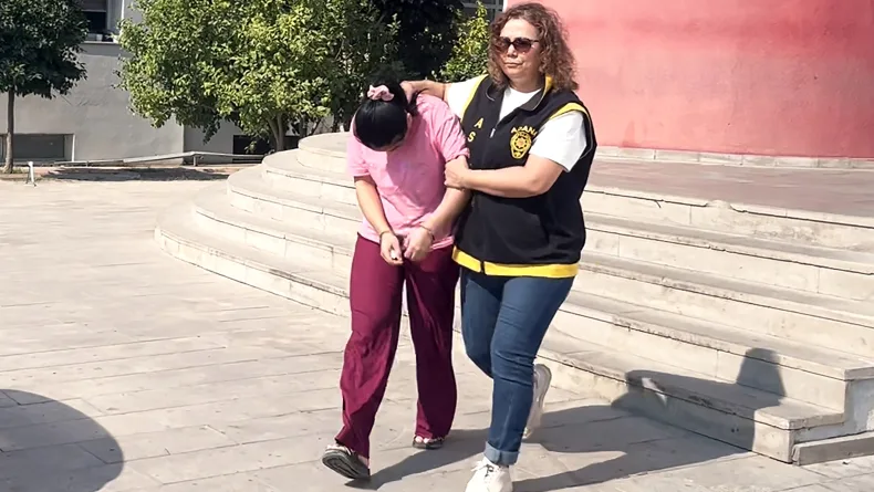 Adana'da toplam 297 yıl hapis cezasıyla aranan çift, villada yakalandı