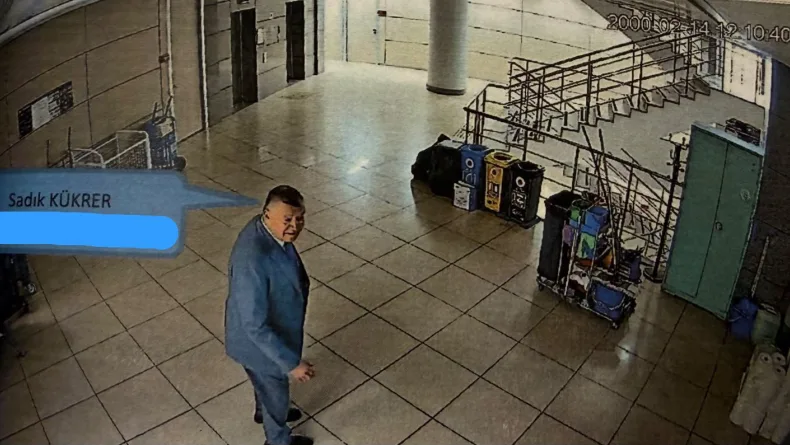 Adliyede yargı mensuplarını tanıdığını söyleyerek pazarlık yapan şüpheli tutuklandı