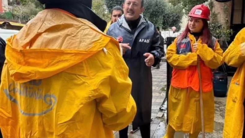 AFAD: 60 bin 395 personel ve 8 bin 927 araç görev yapıyor
