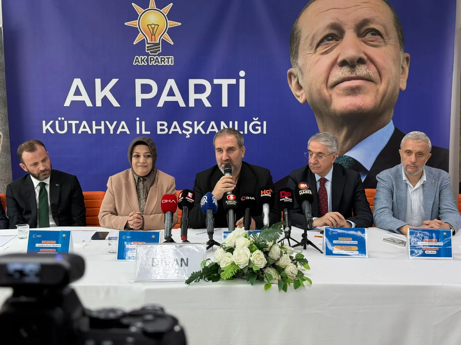 AK Parti Genel Başkan Yardımcısı Şen: Erdoğan'a böyle bir yanlış yapılamaz