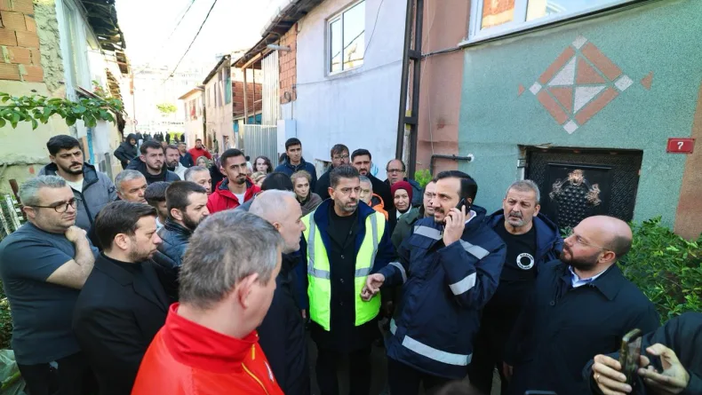 AK Parti İstanbul İl Başkanı Özdemir: Kalıcı çözüm için dönüşüm sürecini başlatmalıyız