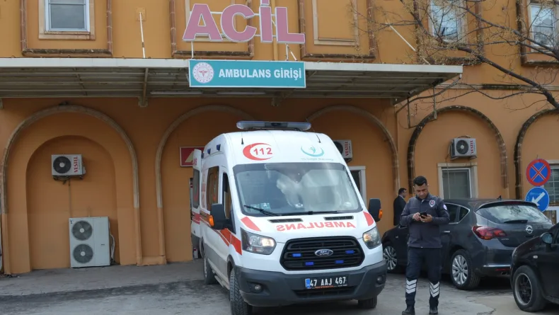 Akrabalar arasında taşlı, sopalı kavga: 6 yaralı