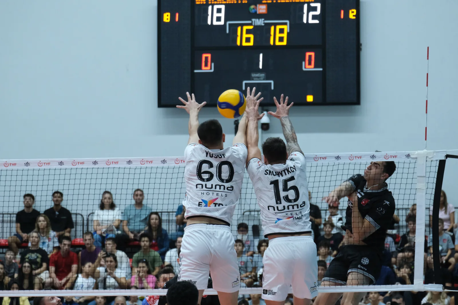 Alanya Belediyespor- İstanbul Gençlik Spor: 3-0