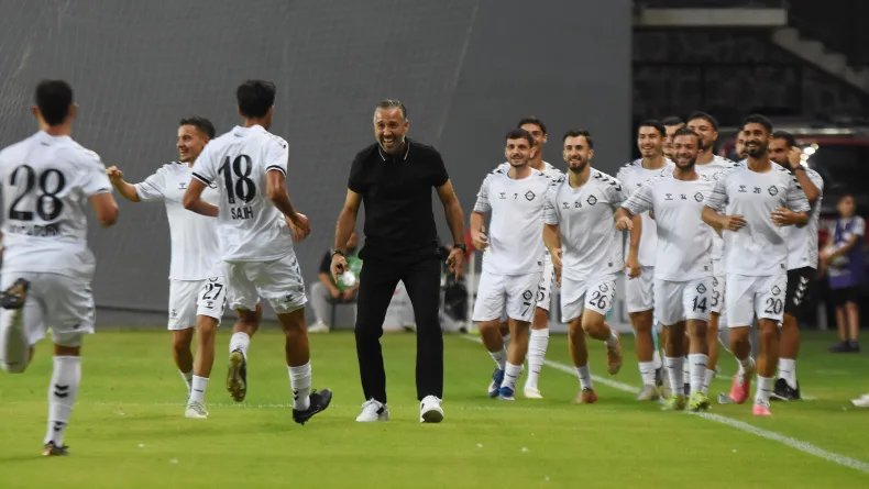 Altay evinde Alanya ile rakip