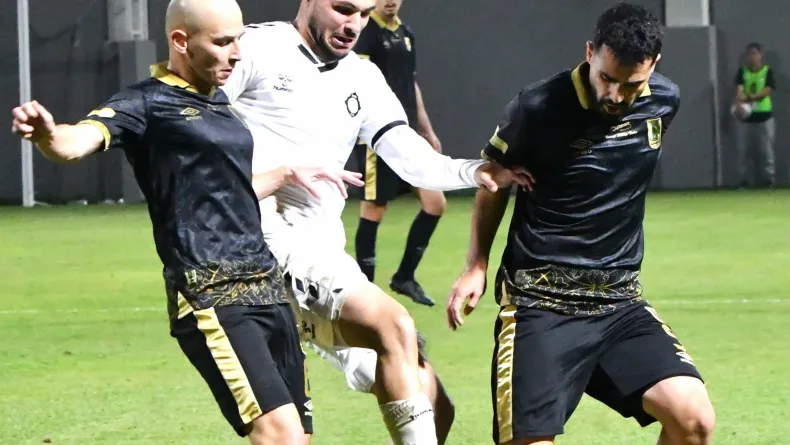 Altay iki haftada dağıldı