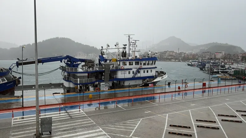 Amasra'da fırtına; dalga boyu 2 metreye ulaştı