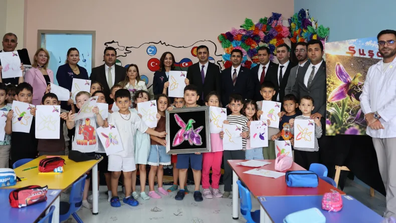 Anaokulu öğrencileri, Karabağ Zaferi'nin simgesi olan 'Har-ı Bülbül' çizimlerini boyadı