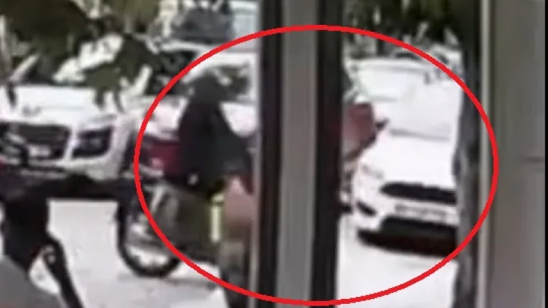 Ankara’da motosiklet ile otomobilin çarpıştığı kaza kamerada: 1 yaralı