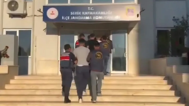 Antalya’da 2 orman yangınıyla ilgili 6 şüpheli gözaltında