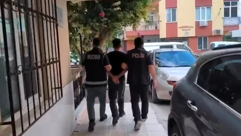Antalya’da silahlı suç örgütü operasyonu: 5 gözaltı