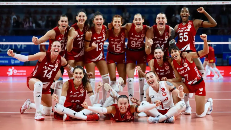 Aras Kargo SK - Galatasaray Daikin: 3-2