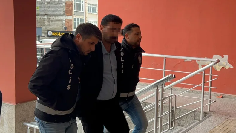 Atatürk’e hakaret ettiği suçlamasıyla gözaltına alındı