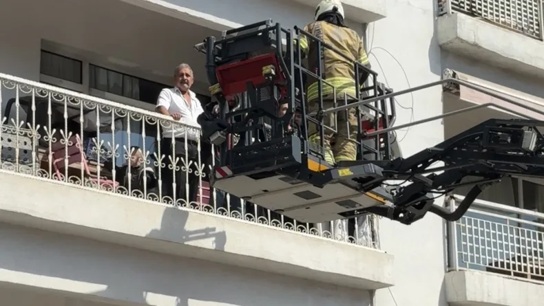 Avcılar’da elektrik panosunda yangın: 1’i çocuk 5 kişi tahliye edildi
