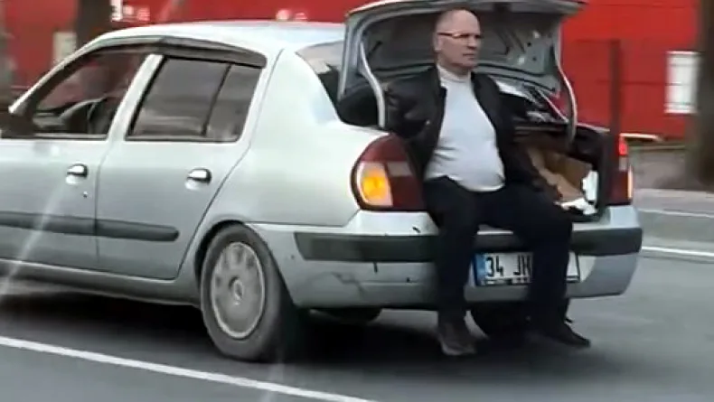 Avcılar’da yaralanan kediyi kurtarmak için bagajda yolculuk yaptı