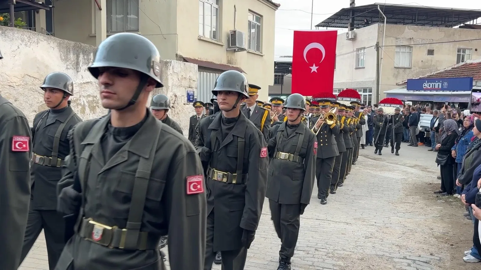 Aydın'da şehit askerin babaevinde yas (2)