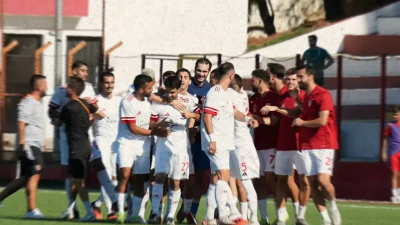 Ayvalıkgücü yine zirve adayı