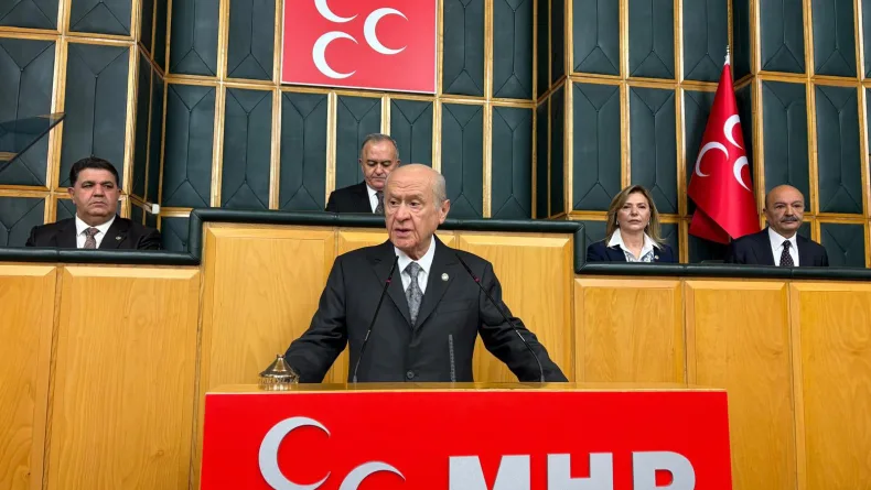 Bahçeli: Cumhurbaşkanı Erdoğan'ın aday olabilmesi için 'seçimlerin yenilenmesi' kararı alınmalıdır
