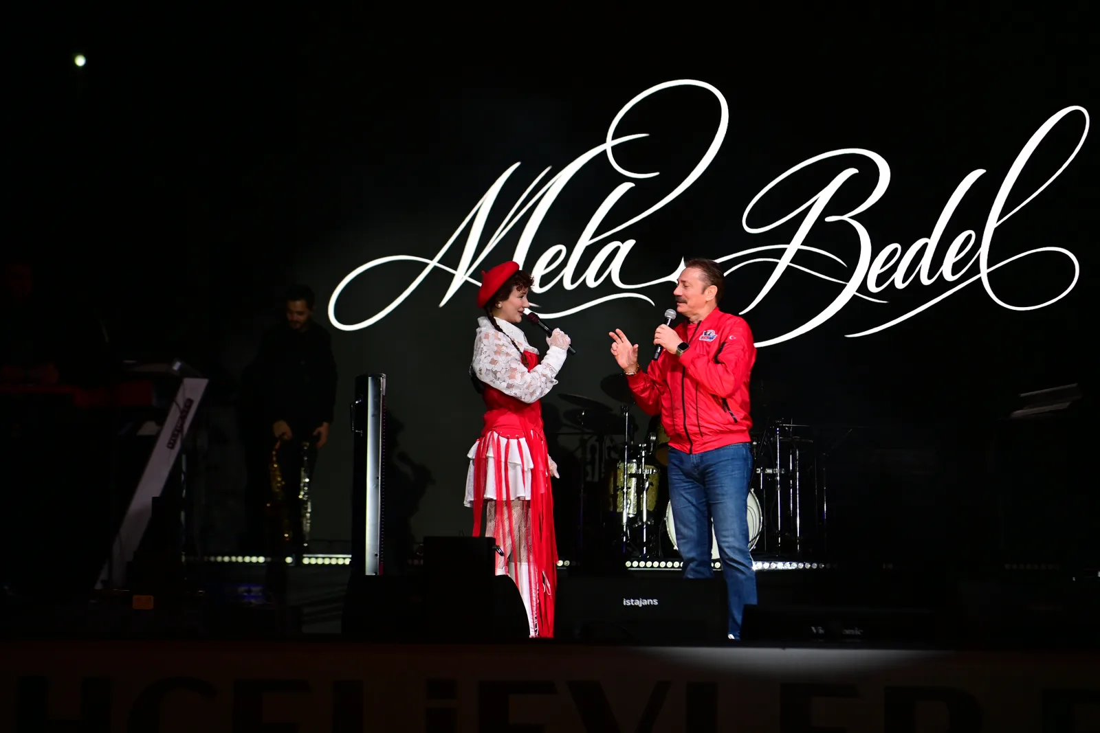 Bahçelievler’de Cumhuriyet Bayramı Mela Bedel konseriyle kutlandı