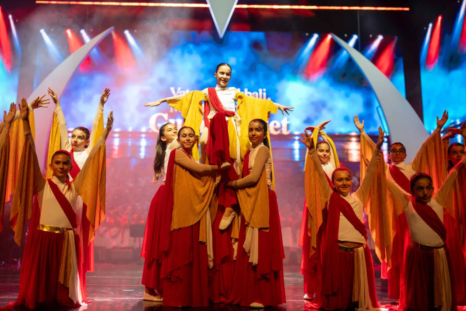 Bahçeşehir Koleji, Cumhuriyet’in 103’üncü yılı 700 kişilik konserle kutladı