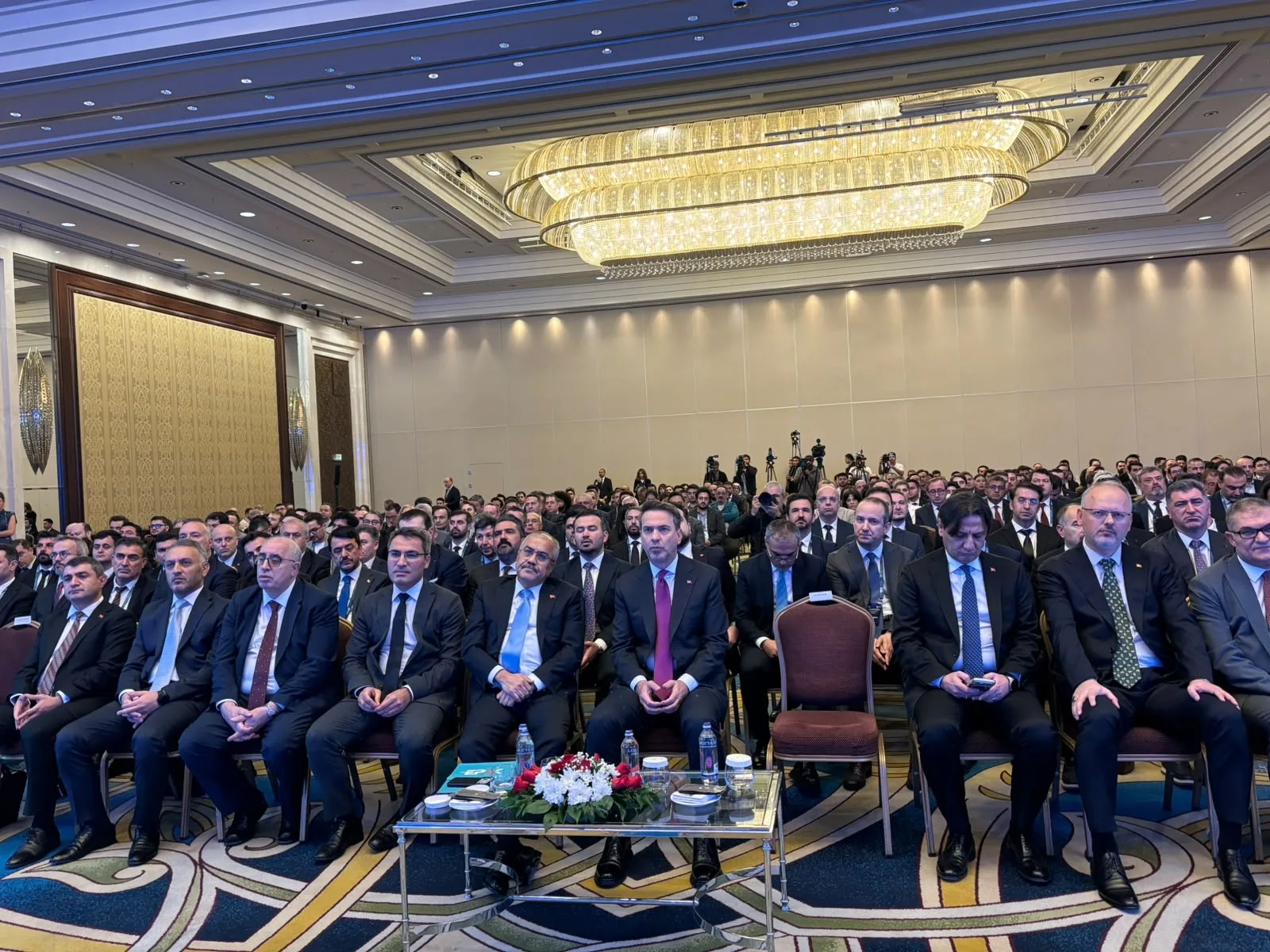 Bakan Bayraktar: 'Milli Enerji 2040' vizyonumuzu paylaşacağız