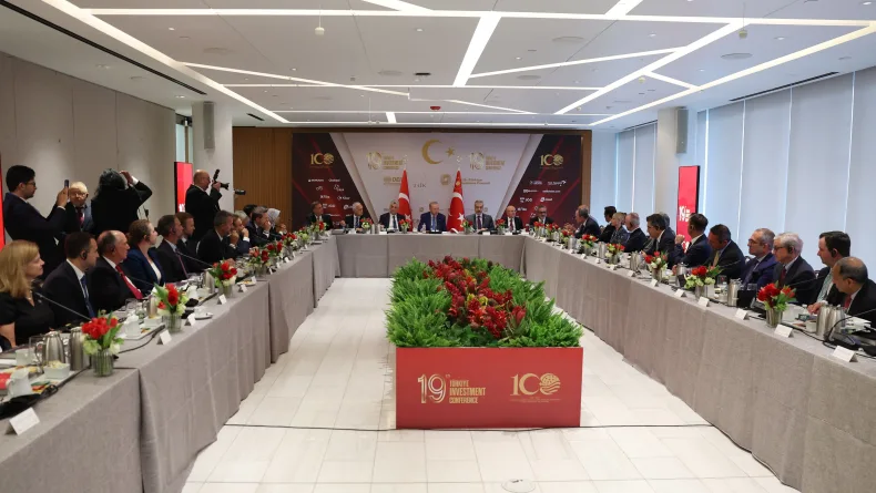 Bakan Bayraktar: Ülkemizi küresel bir enerji merkezine dönüştürme hedefimize doğru ilerliyoruz