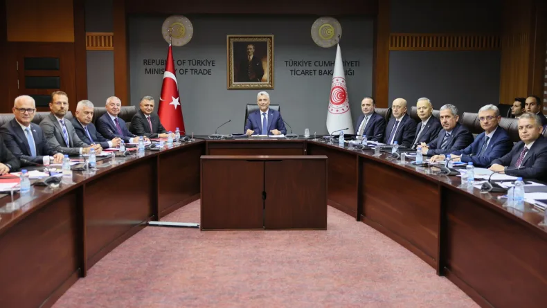 Bakan Bolat: Otomotiv sektörünün temsilcileriyle bir araya geldi