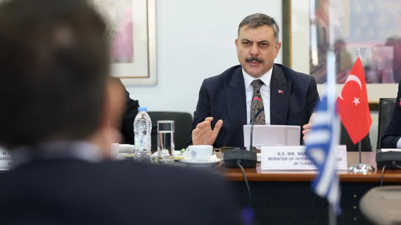 Bakan Çiftçi Yunanistan mevkidaşı Chrisochoidis ile bir araya geldi