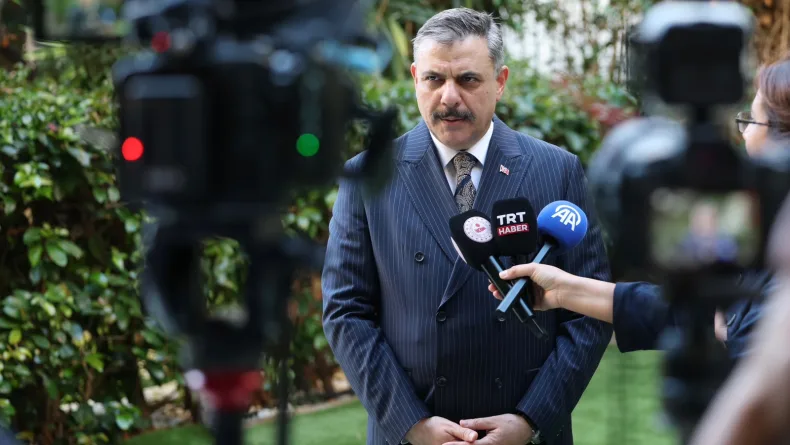 Bakan Çiftçi: Yurt dışına kaçan organize suç örgütü üyelerinin peşi bırakılmıyor