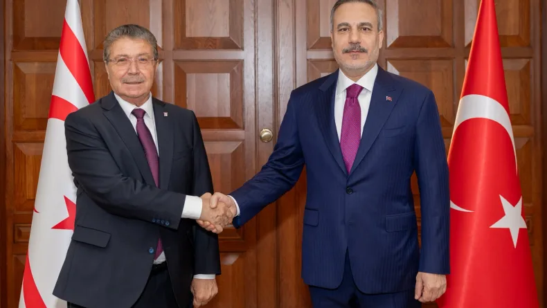 Bakan Fidan, KKTC Başbakanı Üstel ile görüştü