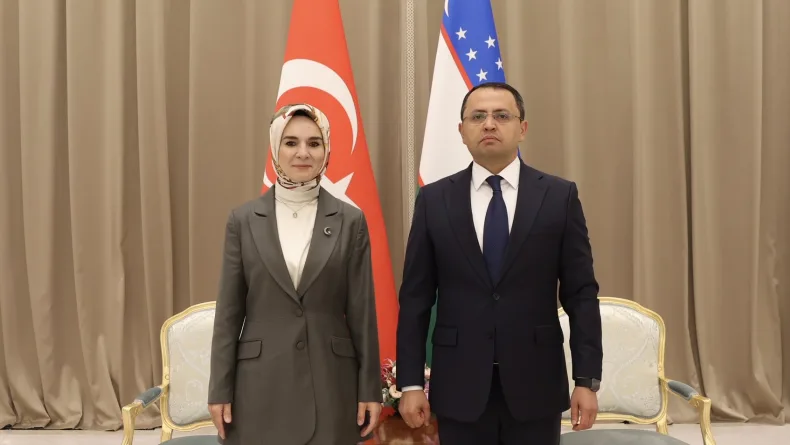 Bakan Göktaş, Özbekistan Cumhurbaşkanı Danışmanı Olloyorov ile görüştü