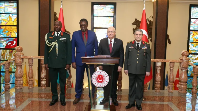 Bakan Güler, Gambiyalı mevkidaşı Joof ile görüştü