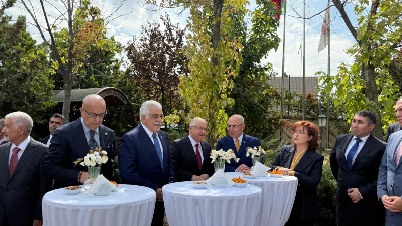 Bakan Güler: Türk ve Azerbaycan ordularının iş birliği Kafkasya'nın güvenliği için önemlidir